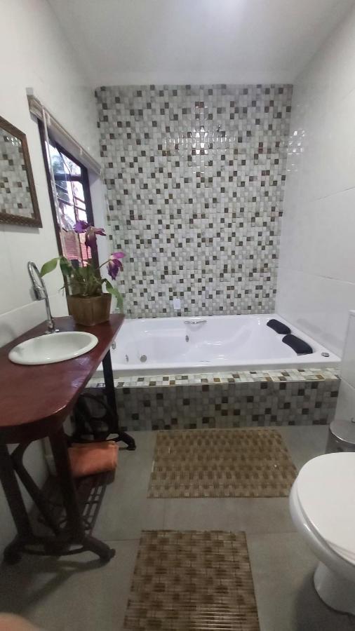 Chale Pavao Azul Hotel Cunha Kültér fotó